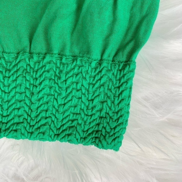 Green tank top with elastic waistline and top. Beautiful color!!  One size. - Picture 3 of 3